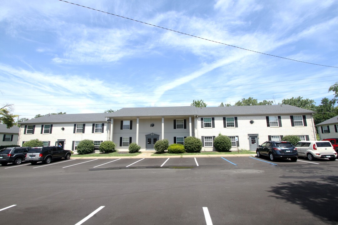 Beech Tree Glen Apartments in Beech Grove, IN - Building Photo