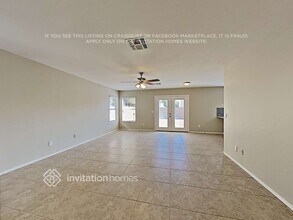 12805 W Laurel Ln in El Mirage, AZ - Building Photo - Building Photo