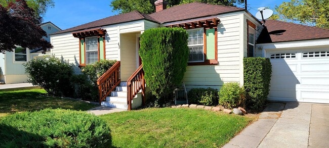 43 Ardmore Dr in Reno, NV - Building Photo - Building Photo