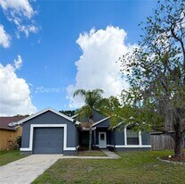10227 Comfort Cir in Orlando, FL - Building Photo