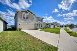 421 Chayne Pl in St. Cloud, FL - Building Photo - Building Photo
