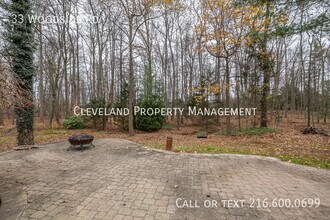 33 Woodside Rd in Chagrin Falls, OH - Building Photo - Building Photo