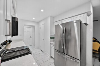 11230 Bandlon Dr in Houston, TX - Building Photo - Building Photo