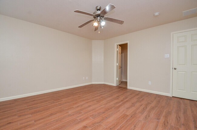 19210 Mission Cove Ln