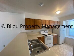 2178 Giltshire Dr in Colorado Springs, CO - Building Photo - Building Photo