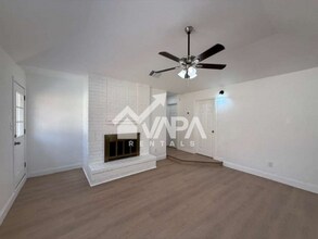 3616 Candlernoll Cir in San Antonio, TX - Building Photo - Building Photo