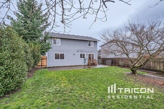 16209 NE 12th St in Vancouver, WA - Building Photo - Building Photo