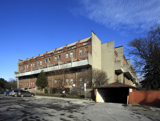 10 Eddystone Ave in Toronto, ON - Building Photo - Primary Photo