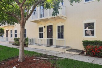 24313 SW 115 Ct in Princeton, FL - Foto de edificio - Building Photo