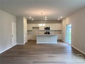 124 Barefoot Dr in Savannah, GA - Building Photo - Building Photo