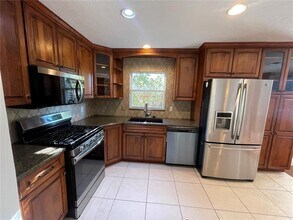 1331 Queen Elaine Dr in Casselberry, FL - Building Photo - Building Photo