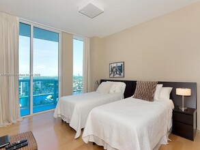 2711 S Ocean Dr, Unit 1206 in Hollywood, FL - Building Photo - Building Photo