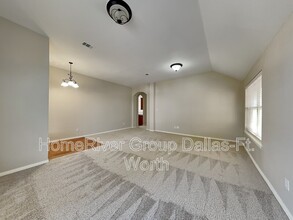 5833 Palomino Dr in Frisco, TX - Building Photo - Building Photo