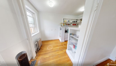425 Park Dr, Unit 231-32 in Boston, MA - Foto de edificio - Building Photo