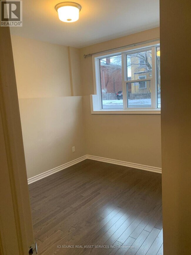 173 Russell Ave in Ottawa, ON - Building Photo - Building Photo