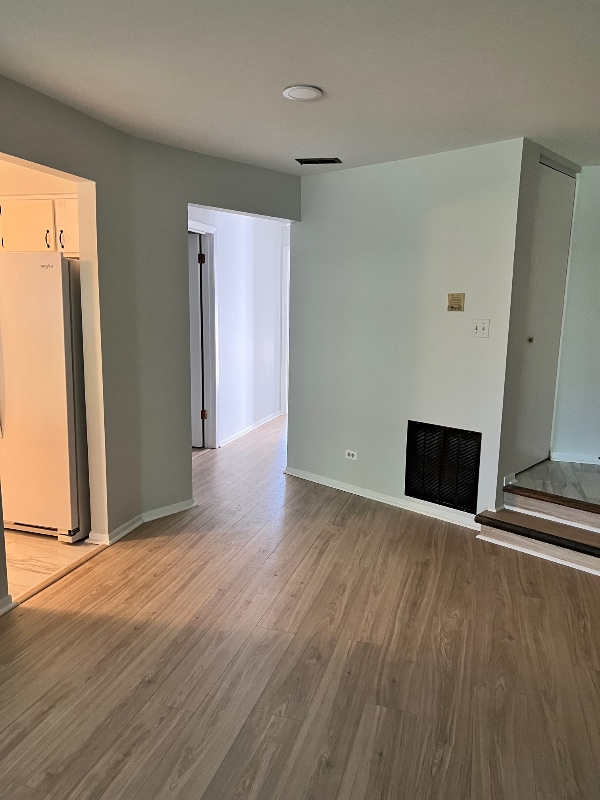 1735 Harrow Ct in Wheaton, IL - Foto de edificio - Building Photo