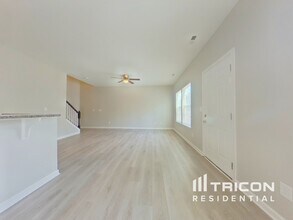 240 Chesterbrook Ln in Lexington, SC - Building Photo - Building Photo
