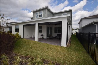 15966 Winding Bluff Dr in Montverde, FL - Building Photo - Building Photo