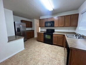 224 Willow Crest in Cibolo, TX - Building Photo - Building Photo