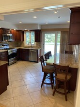 5 Dean Rd in Mendham, NJ - Foto de edificio - Building Photo