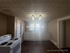 468 Union St in Bangor, ME - Building Photo - Building Photo