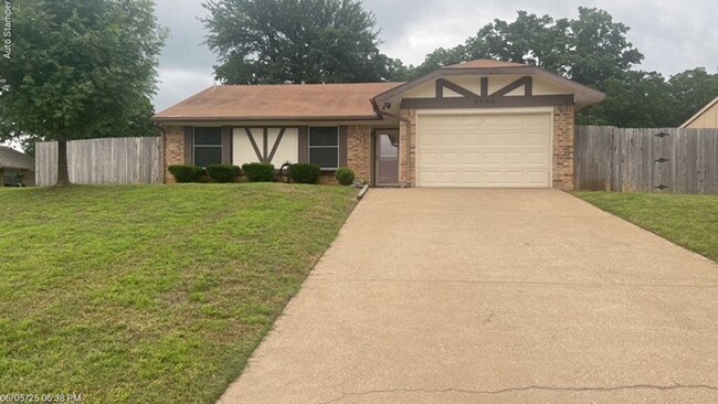 property at 3900 Glen Knoll Ct