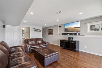 3362 S Shore Dr in Richfield, WI - Building Photo - Building Photo