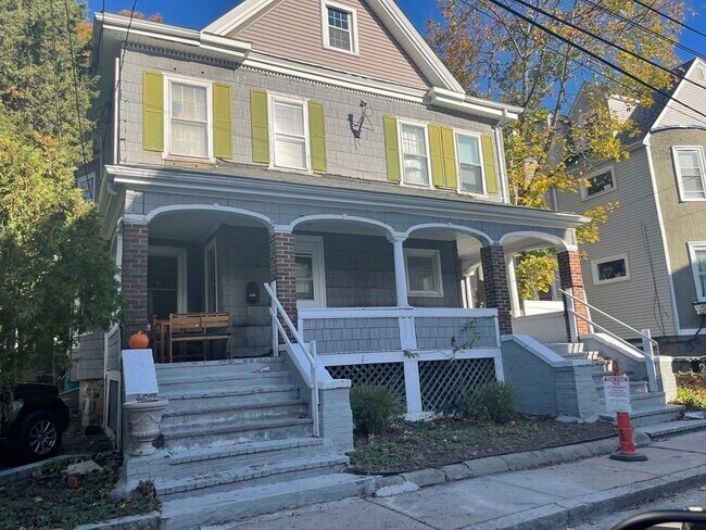 37 Haskell St, Unit 1