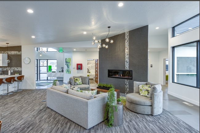 614 E 230 N in Vineyard, UT - Building Photo - Building Photo
