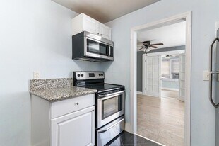 120 NE 1st Ave in Delray Beach, FL - Building Photo