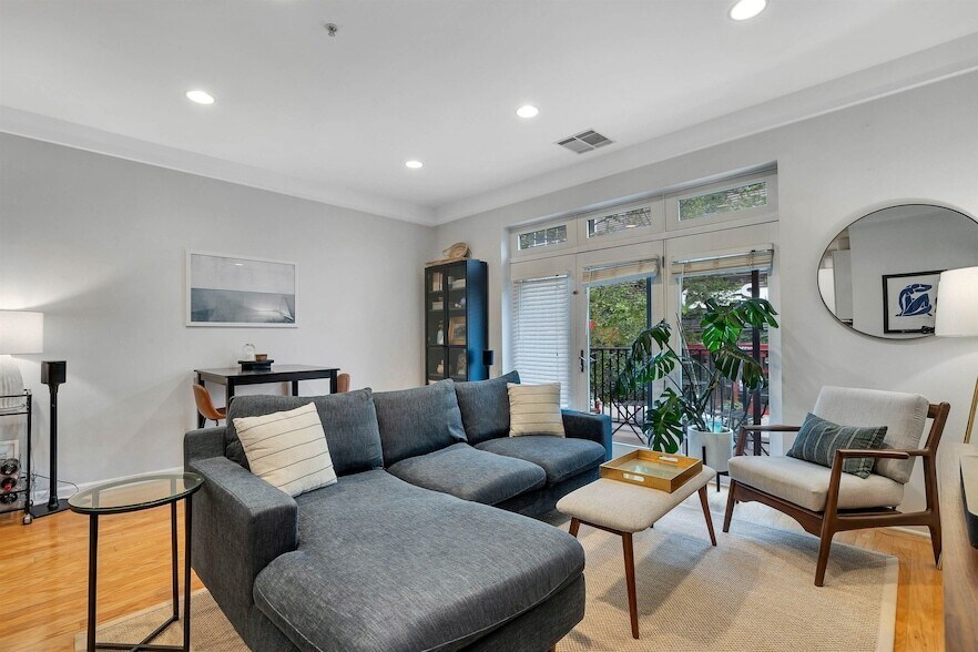 1300 Grand St in Hoboken, NJ - Building Photo