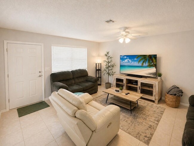 9262 Green Meadows Way in Palm Beach Gardens, FL - Building Photo - Building Photo