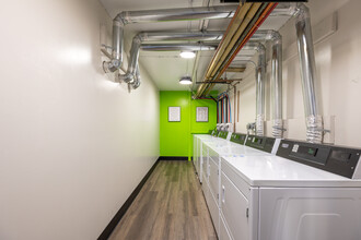 Lakeridge Terrace Apartments in Denver, CO - Building Photo - Interior Photo