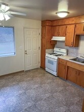 5731 Lalley Ln in Anderson, CA - Building Photo - Building Photo