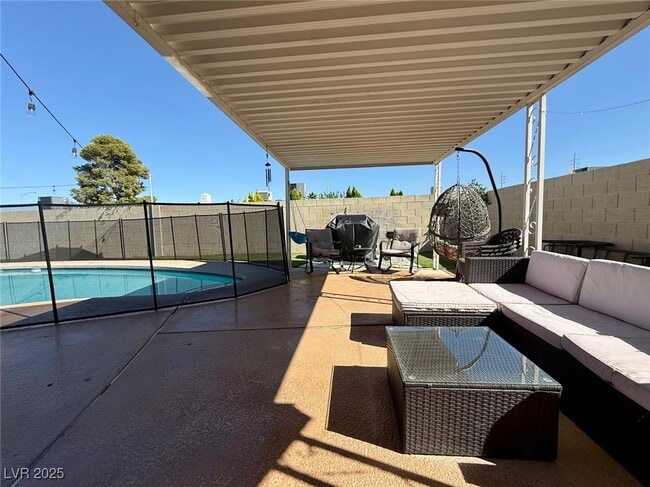 1609 Blue Mountain Dr