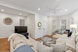 2524 N Washtenaw Ave in Chicago, IL - Building Photo - Building Photo