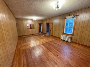 931 Worcester Rd, Unit B in Barre, MA - Building Photo - Building Photo