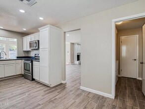 752 Agua Caliente Dr in El Paso, TX - Building Photo - Building Photo