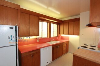 3706 Patterson Ave in Oakland, CA - Building Photo - Building Photo