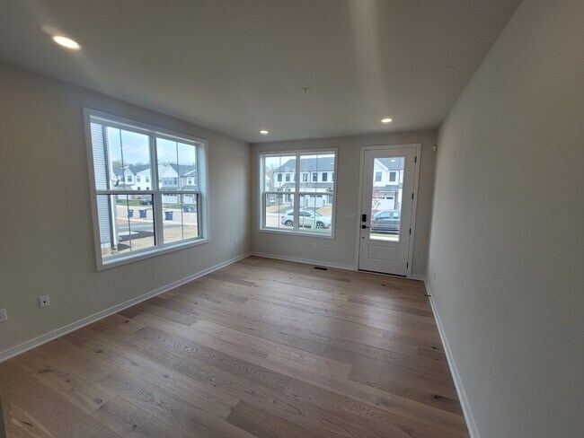 357 Aspen Wy in King of Prussia, PA - Building Photo - Building Photo