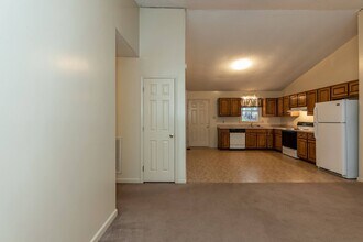 172-174 Chappell Ln in Kittrell, NC - Foto de edificio - Building Photo