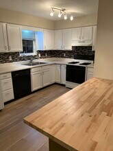 1914 Remington Rd, Unit 1912 Remington rd in Rockford, IL - Building Photo - Building Photo