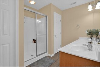 916 Cora Lee Dr in Fayetteville, NC - Building Photo - Building Photo
