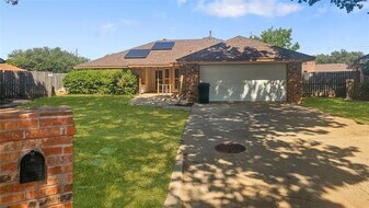 3826 Musgrave Trail in Abilene, TX - Building Photo