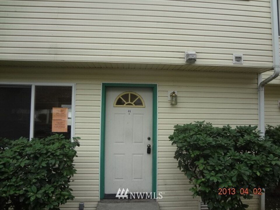 833 SW Sunset Blvd in Renton, WA - Building Photo