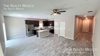 3175 Torrence Ave SE in Palm Bay, FL - Building Photo - Building Photo