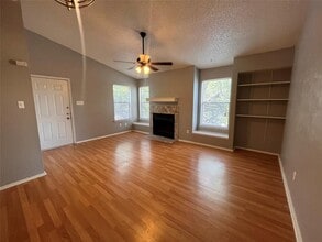5309 Indio Dr in Austin, TX - Foto de edificio - Building Photo