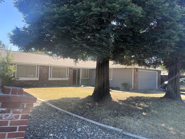 property at 6250 Springview Dr