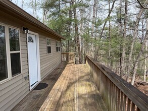 66 Avondale Heights Rd in Asheville, NC - Building Photo - Building Photo