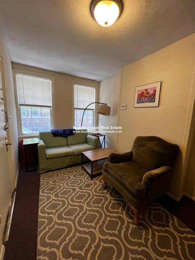 59 Joy St, Unit 1